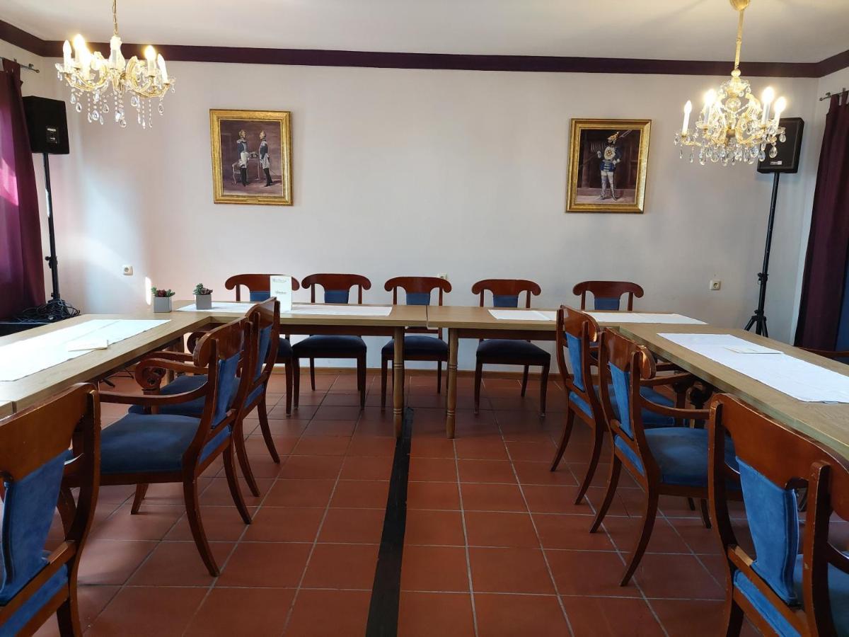 Der Heurige im Gasthaus zum Löwen Freising Exterior foto